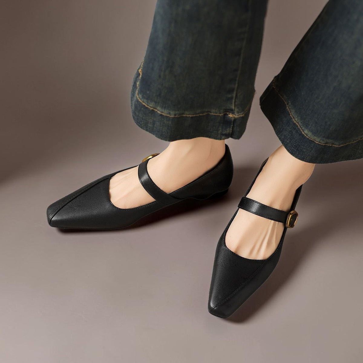 Isla | Gold-Buckle Mary Janes