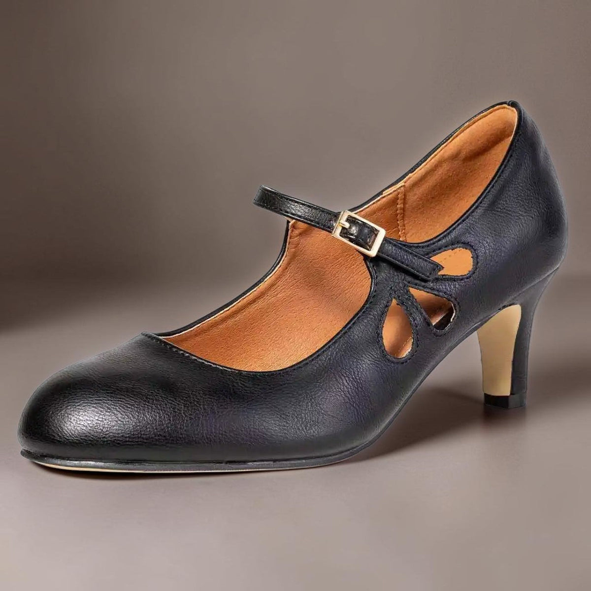 Audrey | Black Closed-Toe Heels