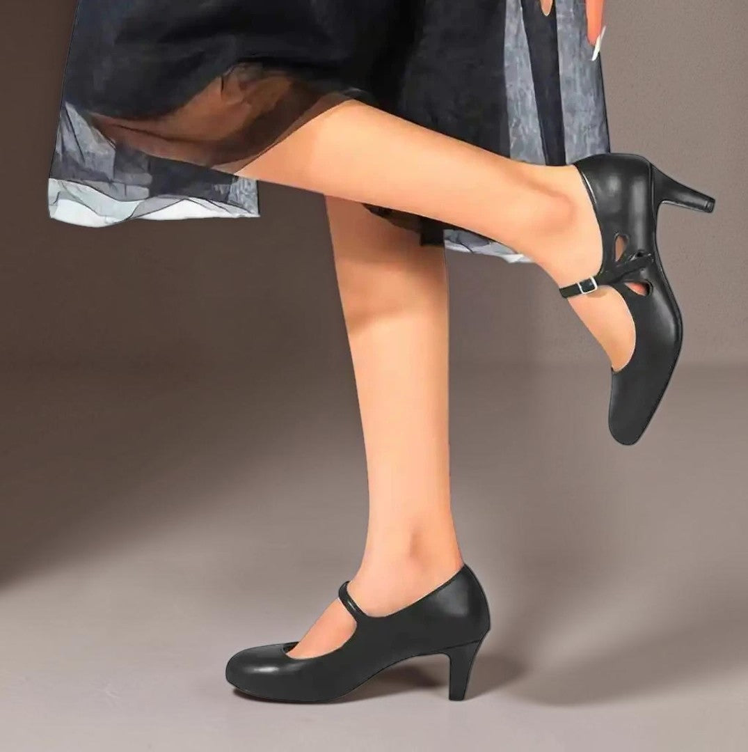 Audrey | Black Closed-Toe Heels