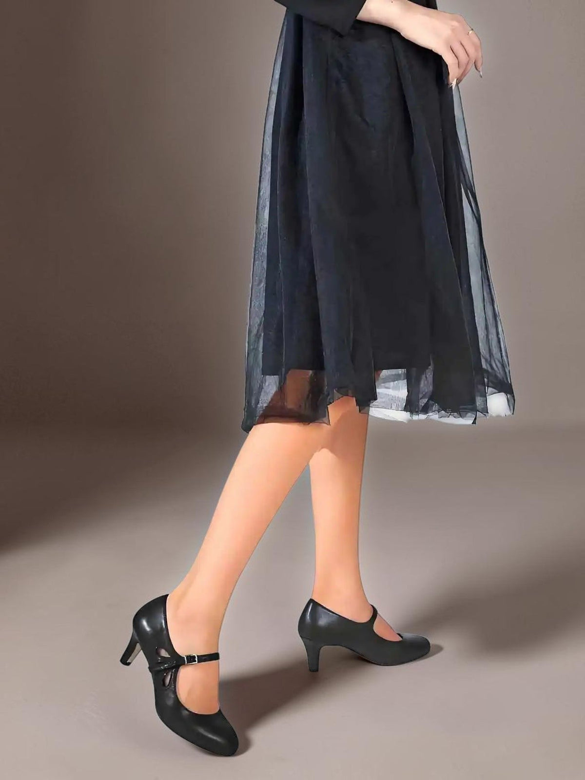 Audrey | Black Closed-Toe Heels